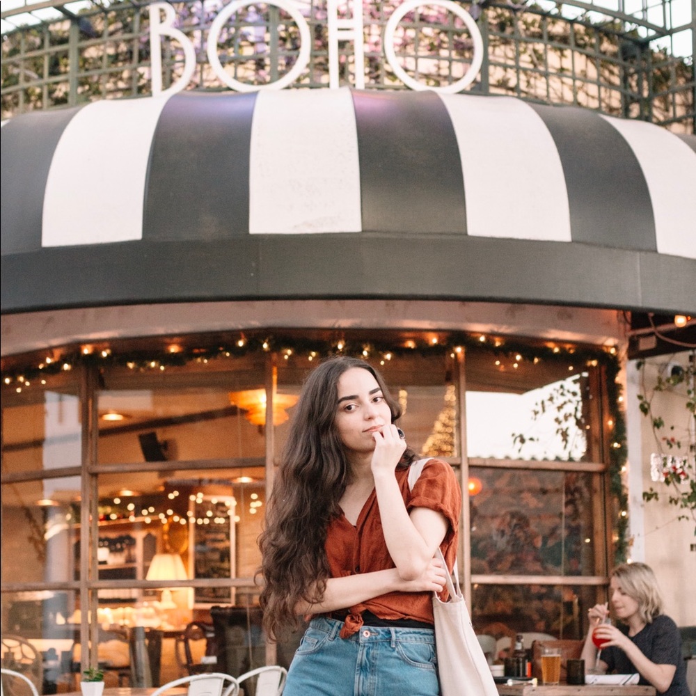 Meet your Posher, Beatriz